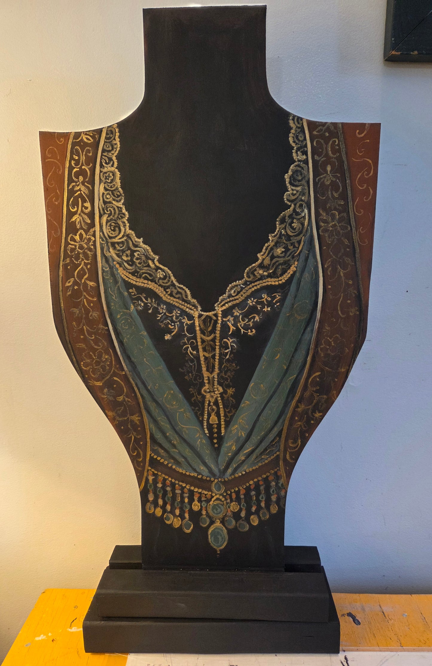 Custom Jewelry Display Bust